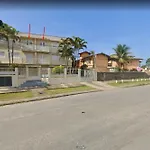 Lindo apê 1 min a pé da areia da Praia Grande-O mais perto! com Varanda